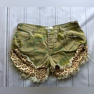 One Teaspoon 30 Camo Cheetah Cut Off Jean Shorts